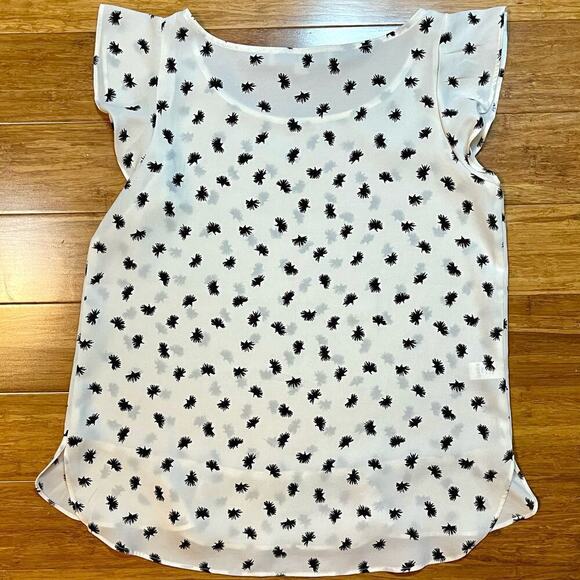 Ann Taylor Loft Off White Semi Sheer Dandelion Flutter Sleeve Blouse Top XSP - Picture 10 of 10